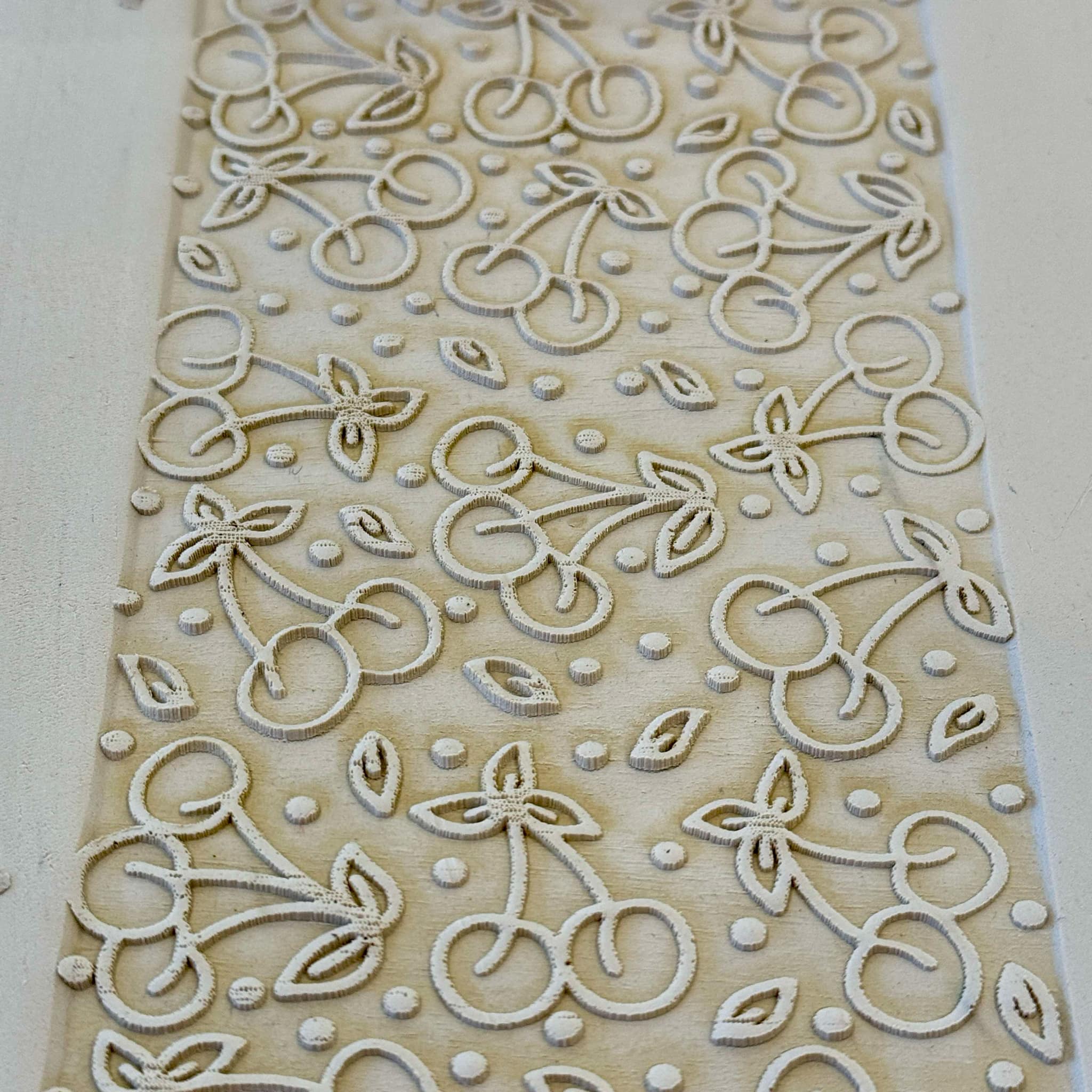 Cherries Mini Roller