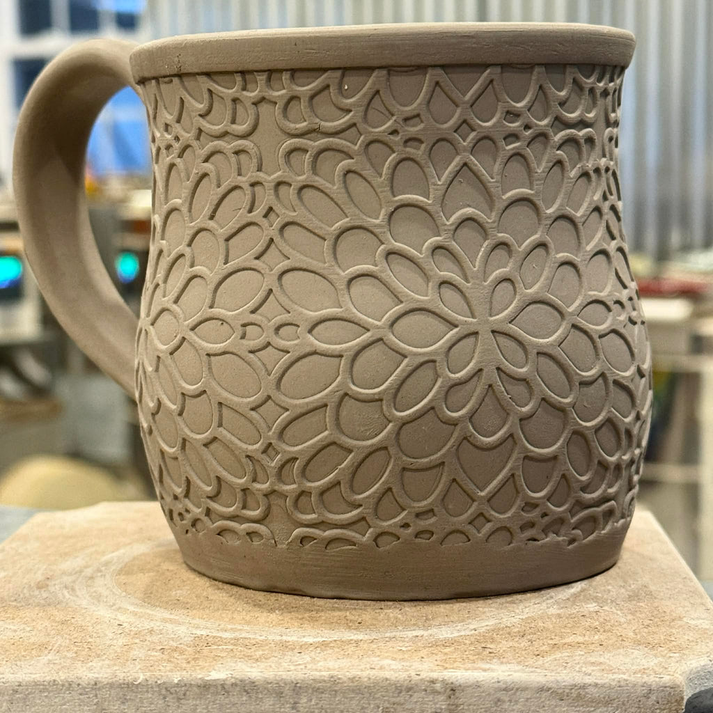 Dahlia EmpressaMat Textured Mug Mat