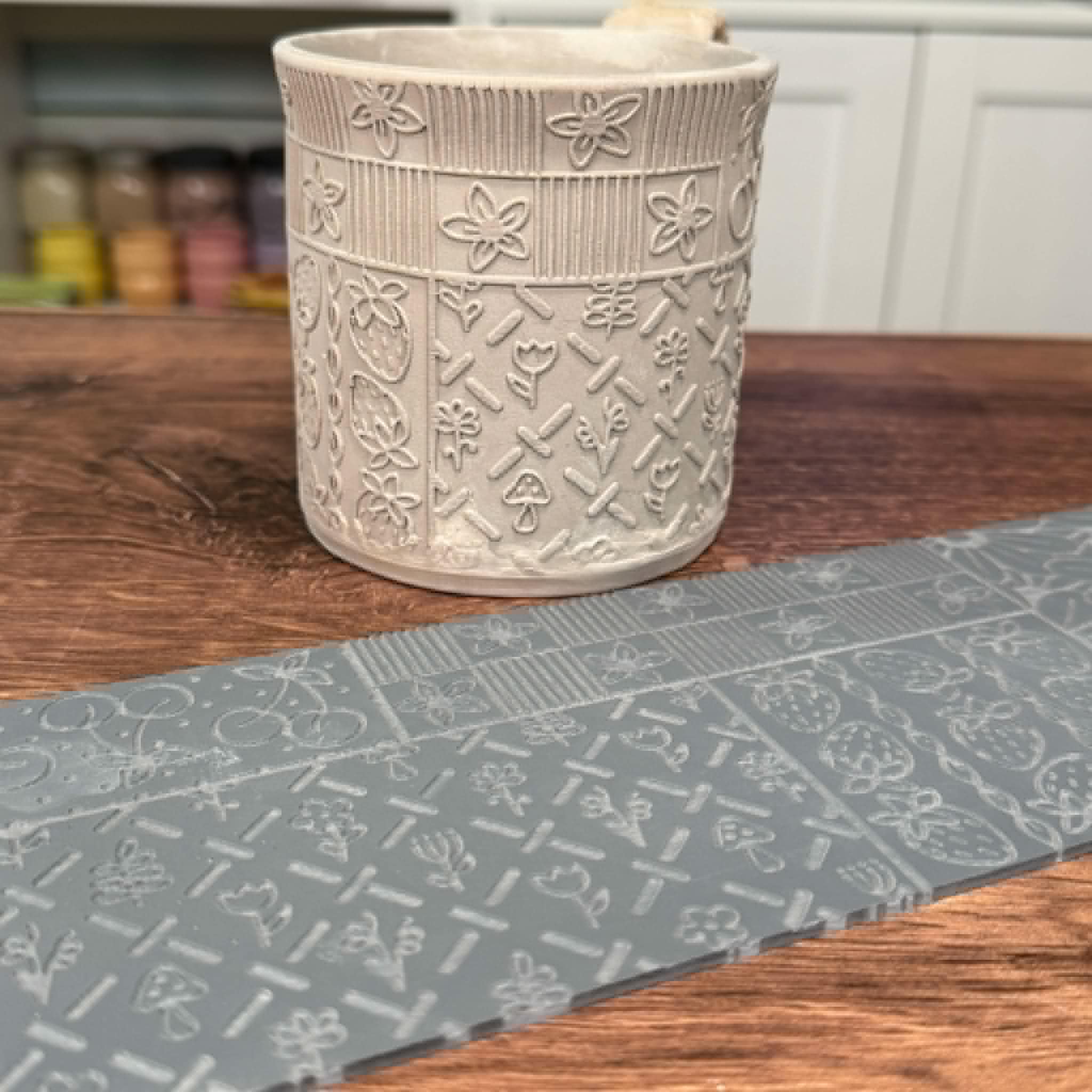Floral Patchwork EmpressaMat Textured Mug Mat