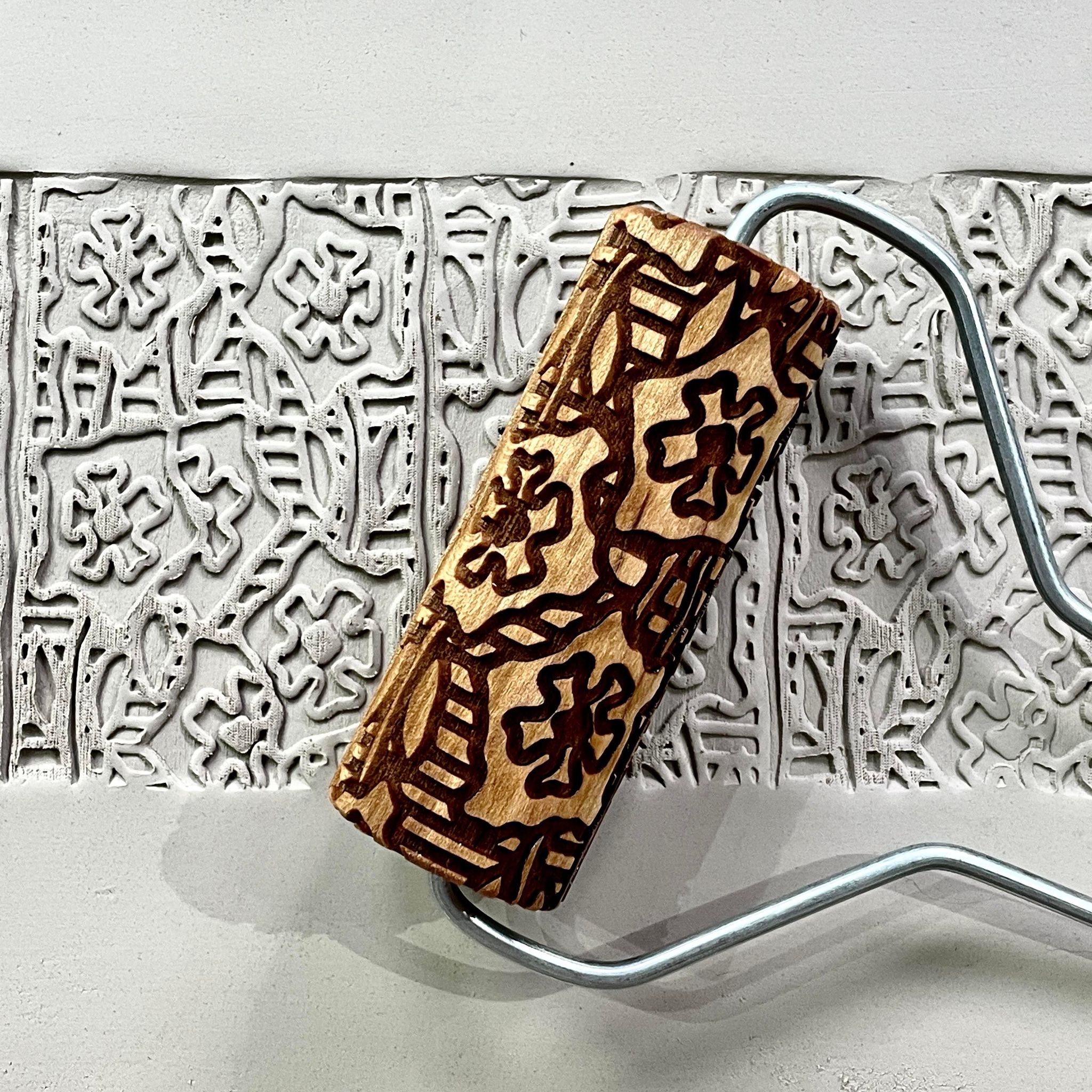 Woodblock Flowers Mini Roller